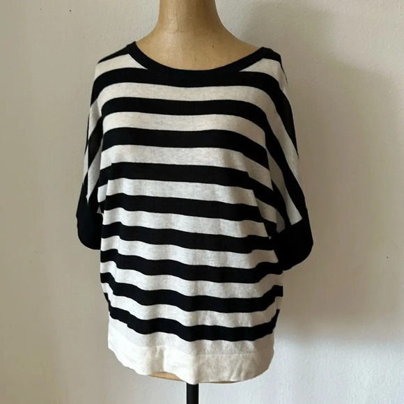 Club Monaco sz S cashmere black and white striped short sleeve sweater knit EUC - Picture 1 of 6